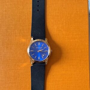 Michael Kors Men’s Gold Tone Blue Black Dial Watch Battery Working